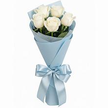 Букет 5 Белых роз Проуд в Лохино