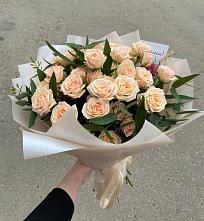 Букет Кремовые розы Латте в Лохино