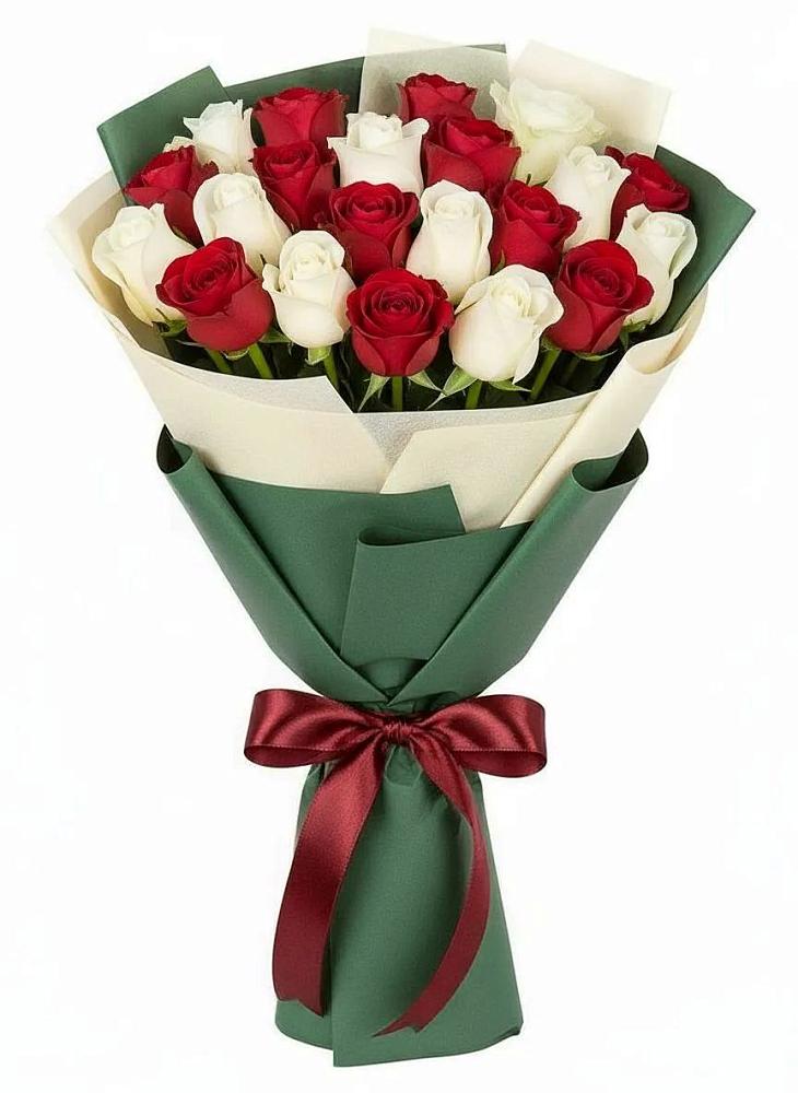Букет Микс из красных и белых роз в Лохино