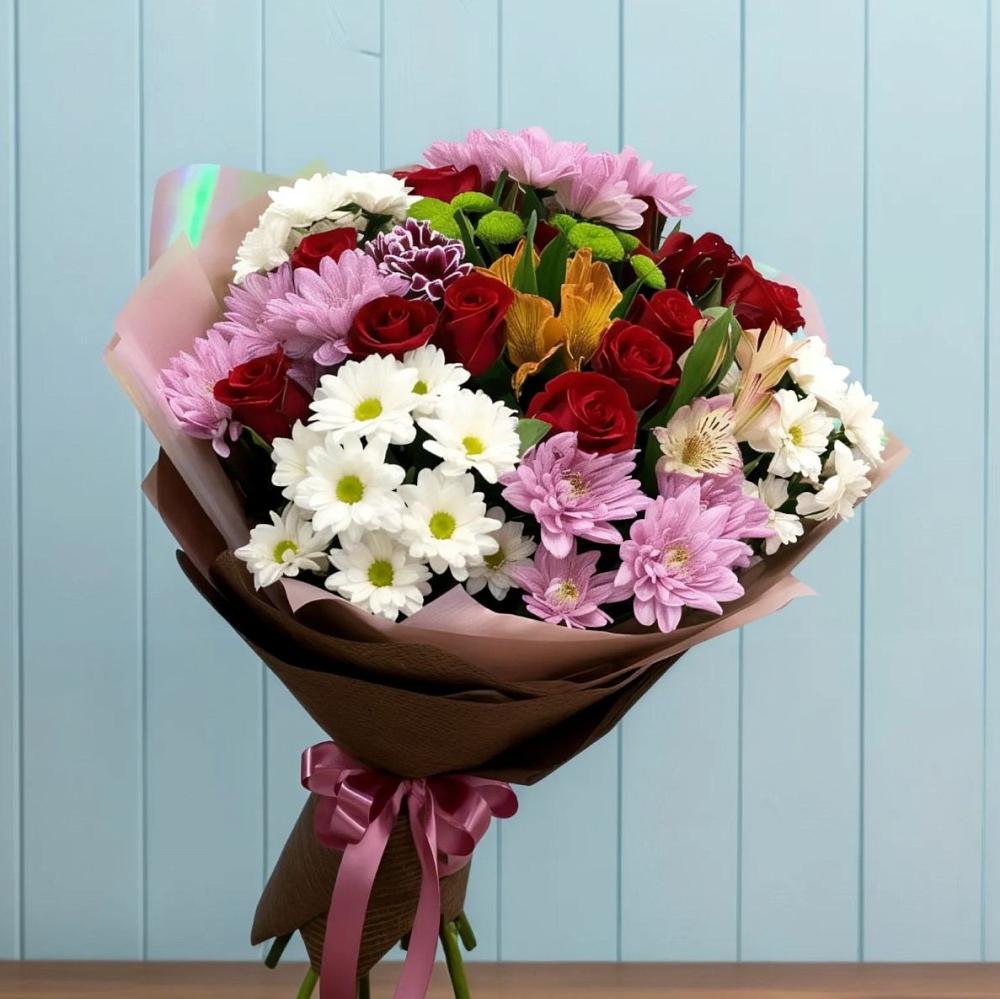 Букет цветов из: Розы, Хризантемы и Альстромерии в Лохино