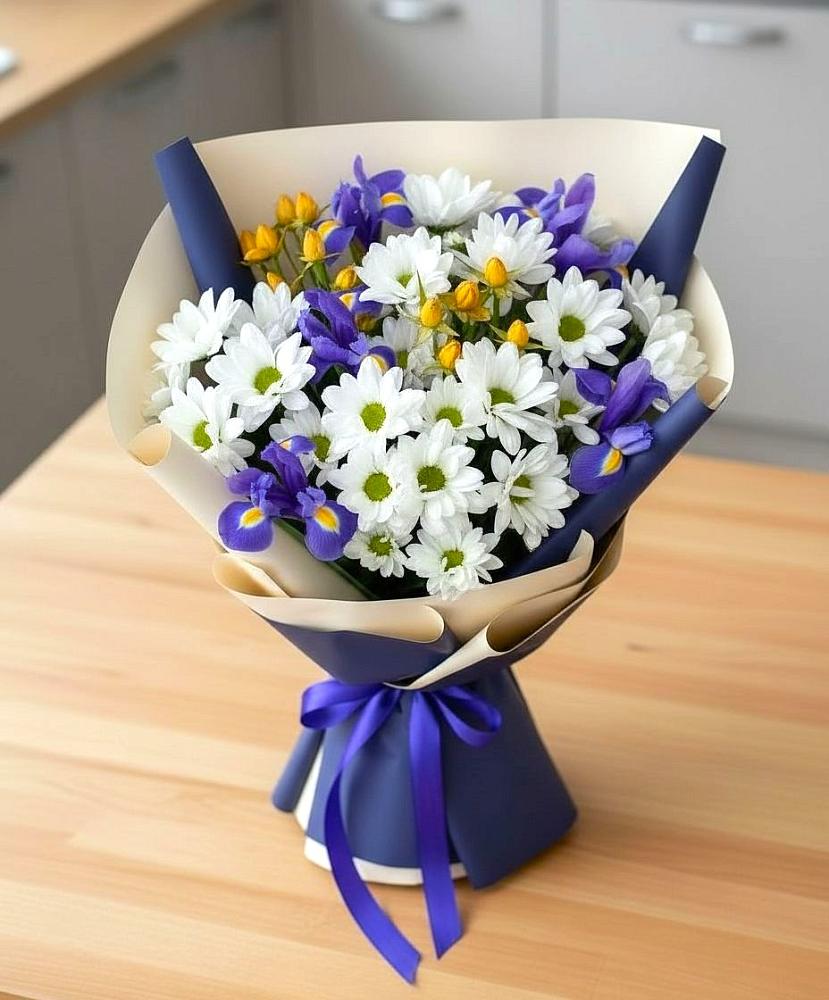 Букет цветов из: Розы, Ирисы и Хризантемы в Лохино