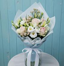 Букет цветов из:  Розы и Лизиантусы в Лохино