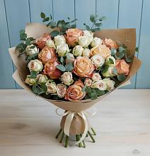 Букет цветов из:  Альстромерии и Розы в Лохино